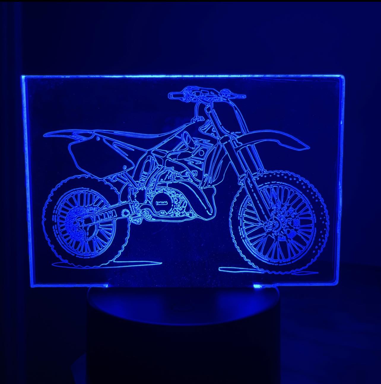 Yamaha LED YZ250 YZ-250 YZ YZ125 night lamp engraved in acrylic dirt bike with RGB LED base and remote